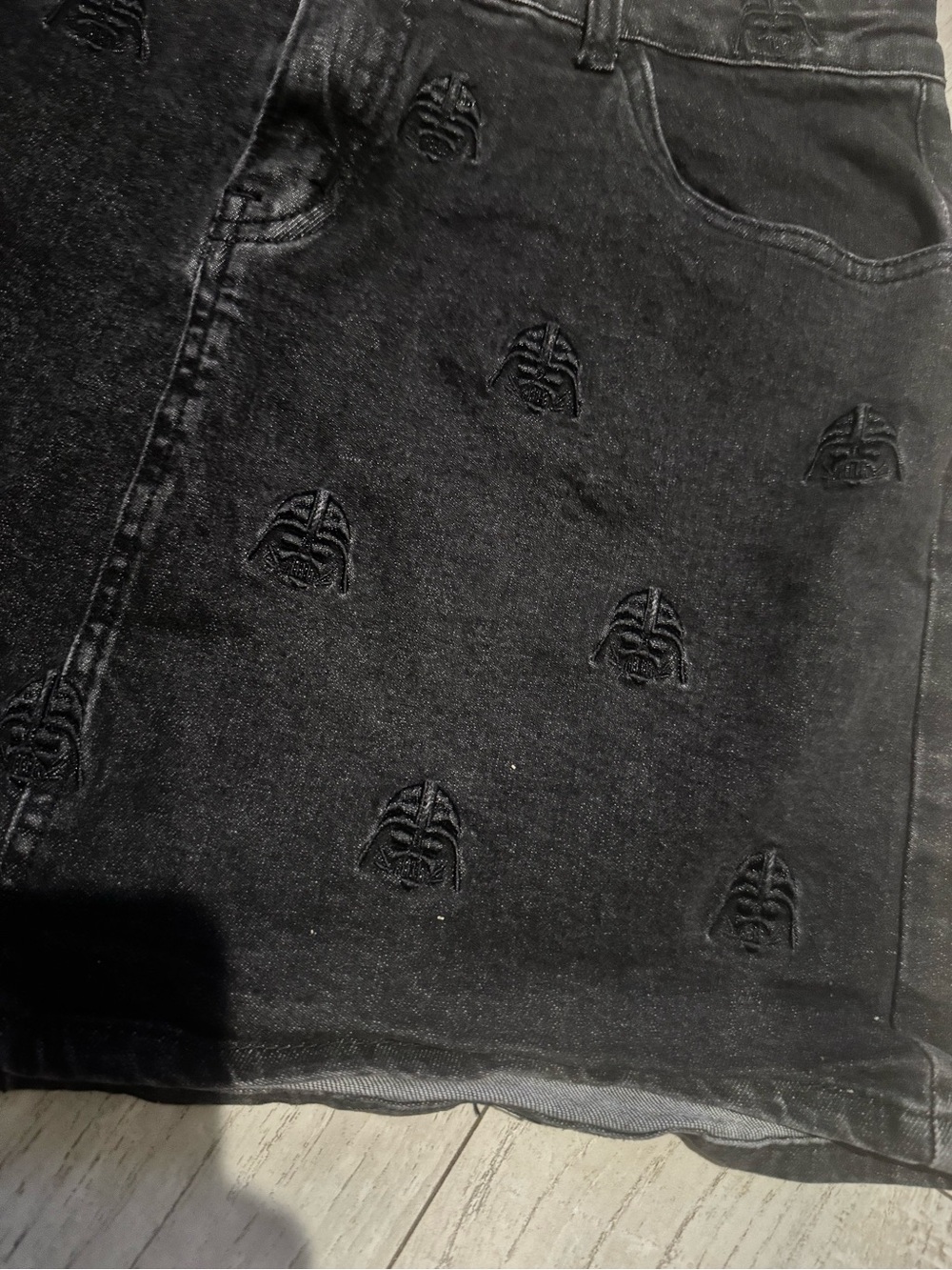 Star Wars Darth Vader Black Embroidered Denim Mini Skirt - Picture 3 of 6
